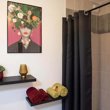 Le Petit Anjou, Cocon Chaleureux Et Apaisant * Ανζέρ