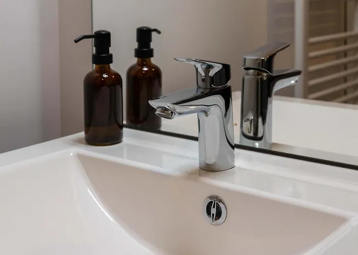 Le Petit Anjou, Cocon Chaleureux Et Apaisant Angers